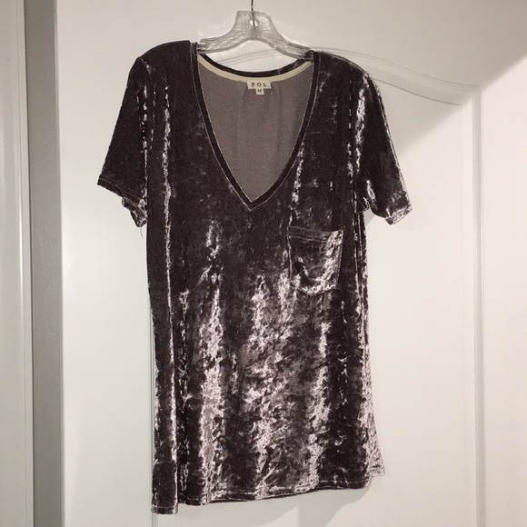 POL Tops - POL V neck velvet top M in mocha. EUC. No stains or tears. Reposhing